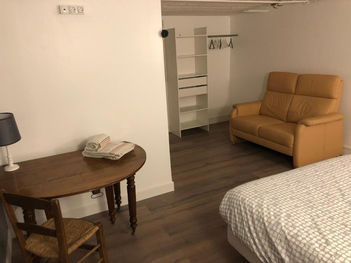 Le Relais De Pierre Bed and Breakfast Arpajon Εξωτερικό φωτογραφία